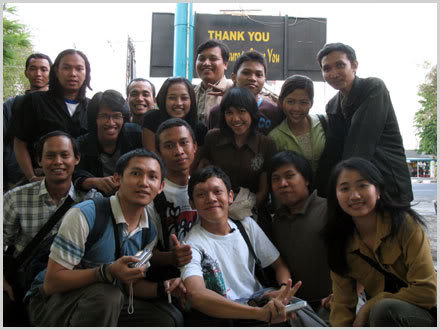 Kopdar Loenpia di Istana Wedang